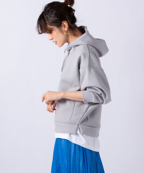 NOLLEY’S（ノーリーズ）の「【WEB限定】ドルマンパーカー（パーカー・レディース・グレイッシュベージュ/ブラウン/ラベンダー/サックスブルー・38）」の19枚目の写真