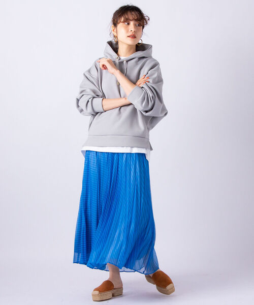 NOLLEY’S（ノーリーズ）の「【WEB限定】ドルマンパーカー（パーカー・レディース・グレイッシュベージュ/ブラウン/ラベンダー/サックスブルー・38）」の20枚目の写真