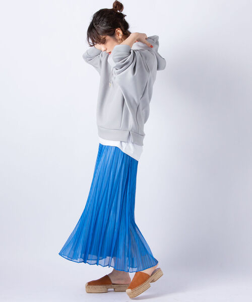 NOLLEY’S（ノーリーズ）の「【WEB限定】ドルマンパーカー（パーカー・レディース・グレイッシュベージュ/ブラウン/ラベンダー/サックスブルー・38）」の22枚目の写真