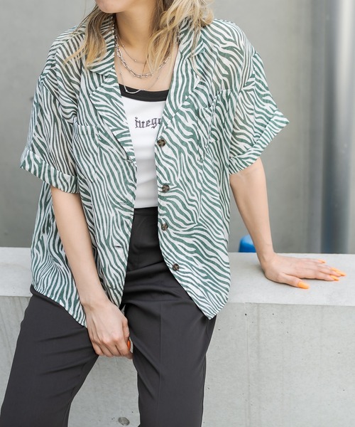 RASVOA(ラスボア)の「ゼブラオープンシアーシャツ(シャツ/ブラウス・レディース・グリーン/ブラウン/ブラック・FREE)」の1枚目の写真