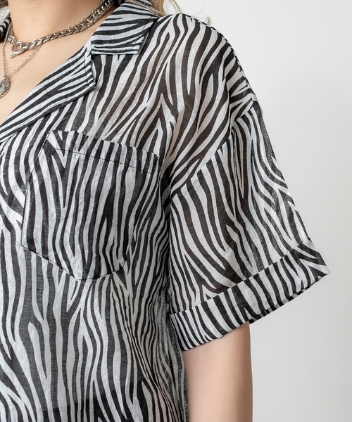 RASVOA(ラスボア)の「ゼブラオープンシアーシャツ(シャツ/ブラウス・レディース・グリーン/ブラウン/ブラック・FREE)」の12枚目の写真