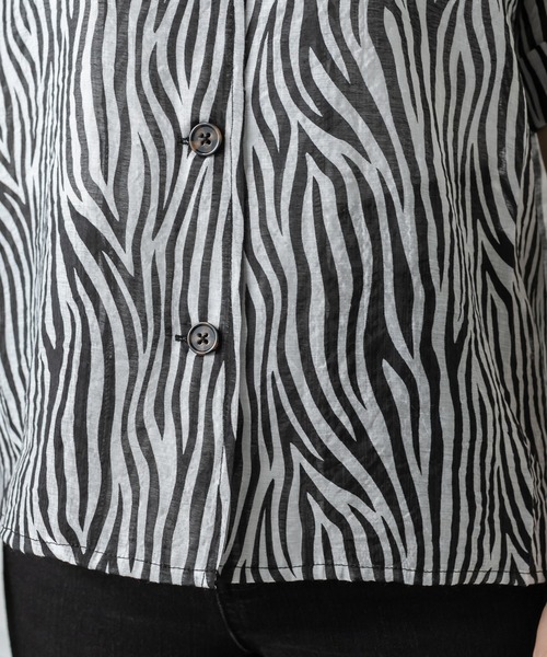 RASVOA(ラスボア)の「ゼブラオープンシアーシャツ(シャツ/ブラウス・レディース・グリーン/ブラウン/ブラック・FREE)」の9枚目の写真