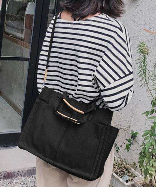 DAY CLOSET(デイ クローゼット)の「ショルダートート2WAYカジュアルバッグ+底板+肩掛け紐 3点セット(トートバッグ・レディース・ブラック/アイボリー・ONE SIZE)」の5枚目の写真