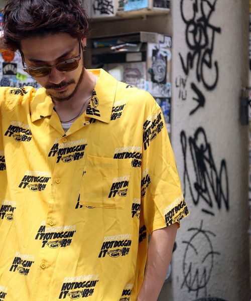 DC SHOES（ディーシーシューズ）の「21 ALLOVER SS SHIRT/DC総柄半袖シャツ（シャツ/ブラウス・メンズ・ブラック系その他/ブラック×ゴールド/マスタード/ブラック・X-LARGE/LARGE/MEDIUM）」の4枚目の写真