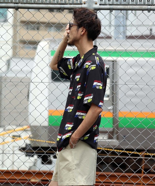 DC SHOES（ディーシーシューズ）の「21 ALLOVER SS SHIRT/DC総柄半袖シャツ（シャツ/ブラウス・メンズ・ブラック系その他/ブラック×ゴールド/マスタード/ブラック・X-LARGE/LARGE/MEDIUM）」の17枚目の写真