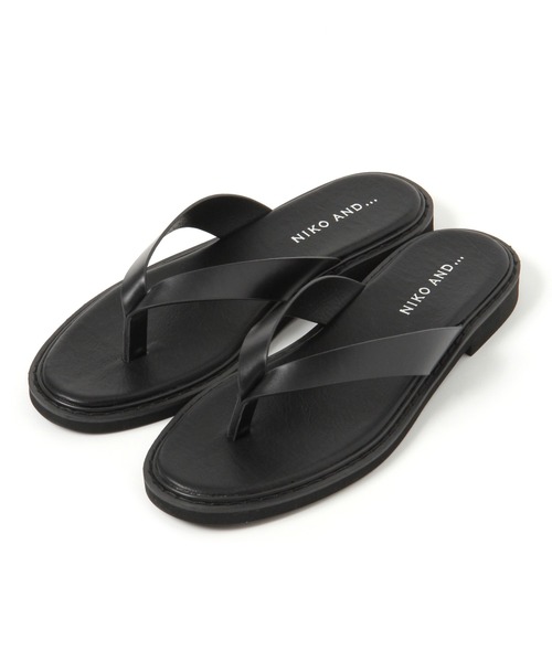 niko and...（ニコアンド）の「フェイクレザーハナオサンダル（サンダル・メンズ・ブラック/ブラウン・LARGE/MEDIUM）」の6枚目の写真