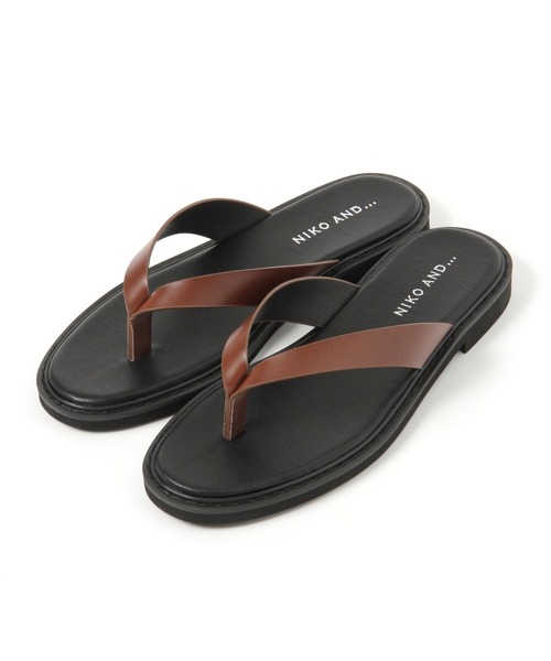 niko and...（ニコアンド）の「フェイクレザーハナオサンダル（サンダル・メンズ・ブラック/ブラウン・LARGE/MEDIUM）」の7枚目の写真
