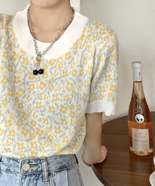 emi+（エミプラス）の「5分袖花柄リブサマーニットプルオーバー（Tシャツ/カットソー・レディース・ベージュ/ブルー/イエロー・FREE）」の14枚目の写真