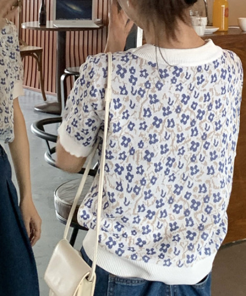 emi+（エミプラス）の「5分袖花柄リブサマーニットプルオーバー（Tシャツ/カットソー・レディース・ベージュ/ブルー/イエロー・FREE）」の12枚目の写真