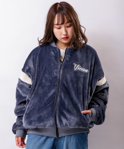 VISION STREET WEAR（ヴィジョンストリートウェア）の「VISION STREET WEAR 袖ワッペンエコファーブルゾン（ブルゾン・メンズ・ブラック/オフホワイト/ネイビー/ベージュ・L/M/LL）」の4枚目の写真