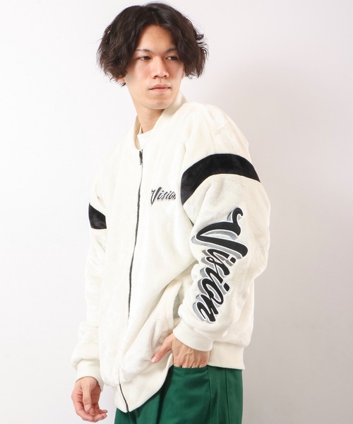 VISION STREET WEAR（ヴィジョンストリートウェア）の「VISION STREET WEAR 袖ワッペンエコファーブルゾン（ブルゾン・メンズ・ブラック/オフホワイト/ネイビー/ベージュ・L/M/LL）」の5枚目の写真