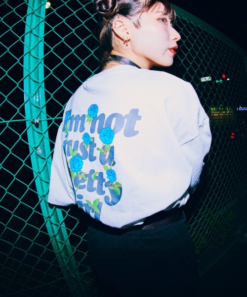 9090（ナインティナインティ）の「Ado × 9090 Pretty Girl Tee
