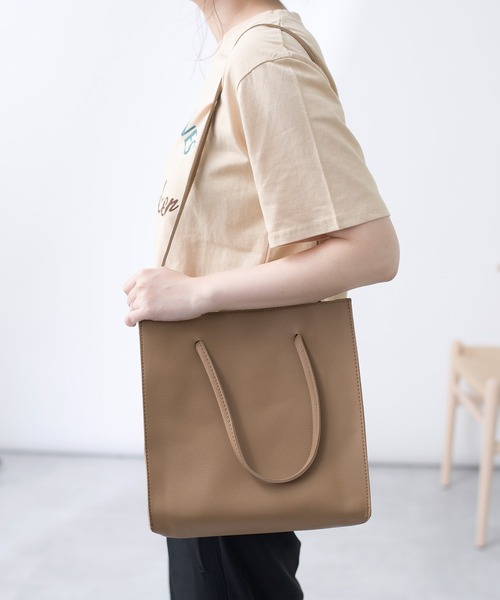 SETUP7（セットアップセブン）の「【SETUP7】プレミアムPUレザースクエアショルダートート KNF（トートバッグ・レディース・ブラック/ブラウン・FREE）」の3枚目の写真