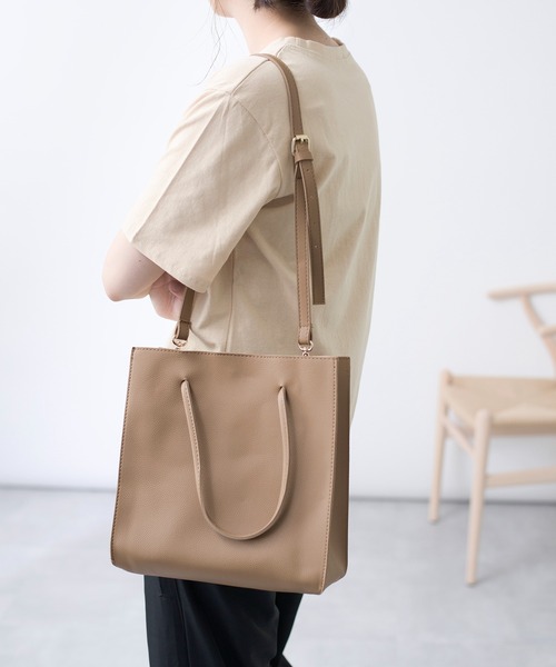 SETUP7（セットアップセブン）の「【SETUP7】プレミアムPUレザースクエアショルダートート KNF（トートバッグ・レディース・ブラック/ブラウン・FREE）」の9枚目の写真