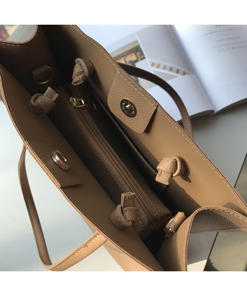 SETUP7（セットアップセブン）の「【SETUP7】プレミアムPUレザースクエアショルダートート KNF（トートバッグ・レディース・ブラック/ブラウン・FREE）」の21枚目の写真