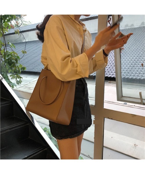 SETUP7（セットアップセブン）の「【SETUP7】プレミアムPUレザースクエアショルダートート KNF（トートバッグ・レディース・ブラック/ブラウン・FREE）」の17枚目の写真