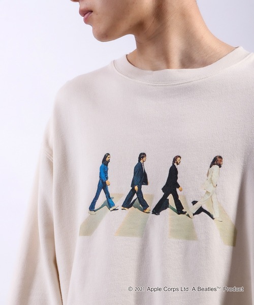 The Beatles（ザビートルズ）の「THE BEATLES プリント刺繍トレーナー（スウェット・メンズ・チャコールグレー/オフホワイト/ホワイト系その他/グレー系その他/ホワイト系その他2/グレー系その他2・LL/M/L）」の2枚目の写真