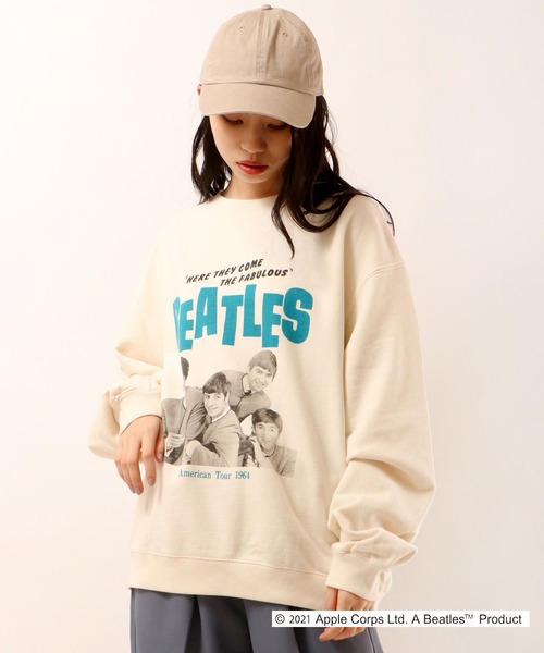 The Beatles（ザビートルズ）の「THE BEATLES プリント刺繍トレーナー（スウェット・メンズ・チャコールグレー/オフホワイト/ホワイト系その他/グレー系その他/ホワイト系その他2/グレー系その他2・LL/M/L）」の4枚目の写真