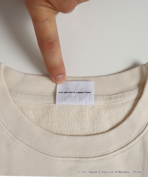 The Beatles（ザビートルズ）の「THE BEATLES プリント刺繍トレーナー（スウェット・メンズ・チャコールグレー/オフホワイト/ホワイト系その他/グレー系その他/ホワイト系その他2/グレー系その他2・LL/M/L）」の9枚目の写真