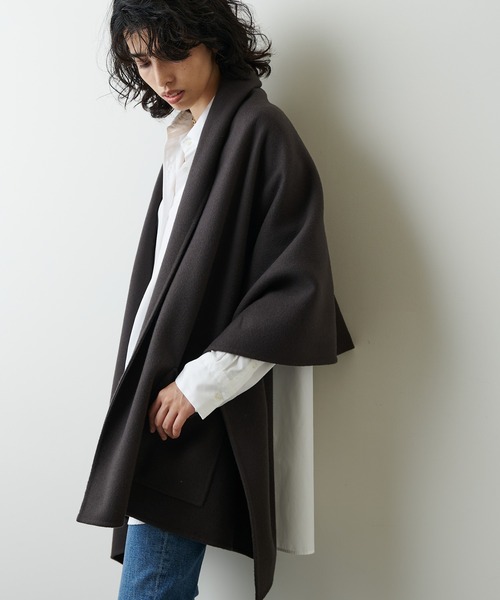 Whim Gazette(ウィムガゼット)の「リバーケープ(その他アウター・レディース・ライトグレー/ダークブラウン・FREE)」の14枚目の写真
