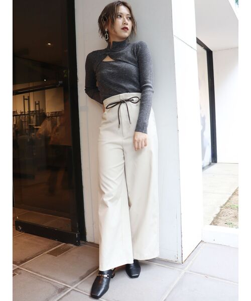 MURUA（ムルーア）の「ナローベルトフラットパンプス（パンプス・レディース・ブラック/ベージュ/その他1・35/36/37）」の9枚目の写真