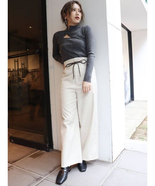 MURUA（ムルーア）の「ナローベルトフラットパンプス（パンプス・レディース・ブラック/ベージュ/その他1・35/36/37）」の14枚目の写真