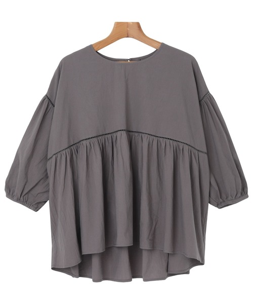 andme（アンドミー）の「コットンワッシャーボリューム袖ハシゴレースブラウス（シャツ/ブラウス・レディース・チャコールグレー/オフホワイト/ピンク系その他/グレイッシュベージュ・M）」の15枚目の写真