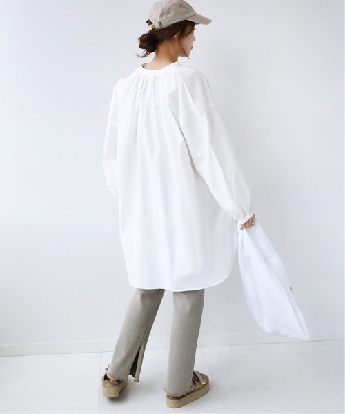 JOURNAL STANDARD relume（ジャーナルスタンダード　レリューム）の「コットンタイプライターギャザーブラウス◆（シャツ/ブラウス・レディース・ホワイト/ブラック/ブルー・FREE）」の11枚目の写真