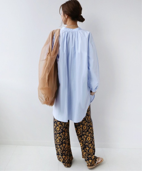 JOURNAL STANDARD relume（ジャーナルスタンダード　レリューム）の「コットンタイプライターギャザーブラウス◆（シャツ/ブラウス・レディース・ホワイト/ブラック/ブルー・FREE）」の16枚目の写真