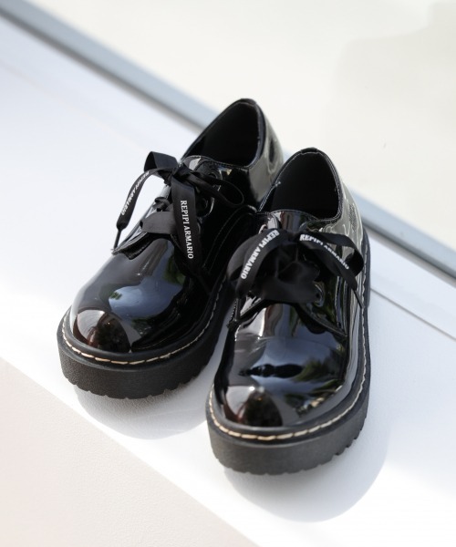 repipi armario（レピピ アルマリオ）の「マニッシュレースアップシューズ（その他シューズ・キッズ・その他/ブラック・SMALL/MEDIUM/LARGE）」の2枚目の写真