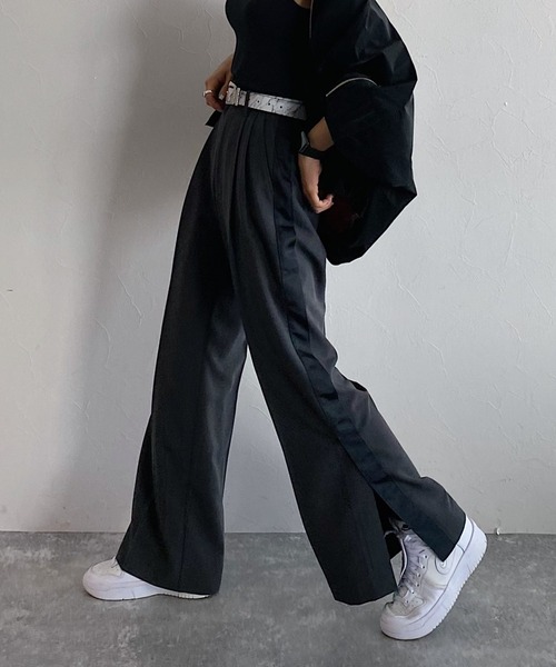 PAGEBOY（ページボーイ）の「CORE / ドレスラインワイドパンツ（その他パンツ・レディース・ホワイト系その他/ブラック/チャコールグレー・SMALL/MEDIUM）」の3枚目の写真