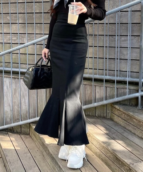 ROYAL PARTY(ロイヤルパーティー)の「【丈が選べる】ガムストレッチマーメイドスカート(スカート・レディース・ボルドー/ピンク/ブラック/ブルー・MEDIUM/SMALL)」の11枚目の写真