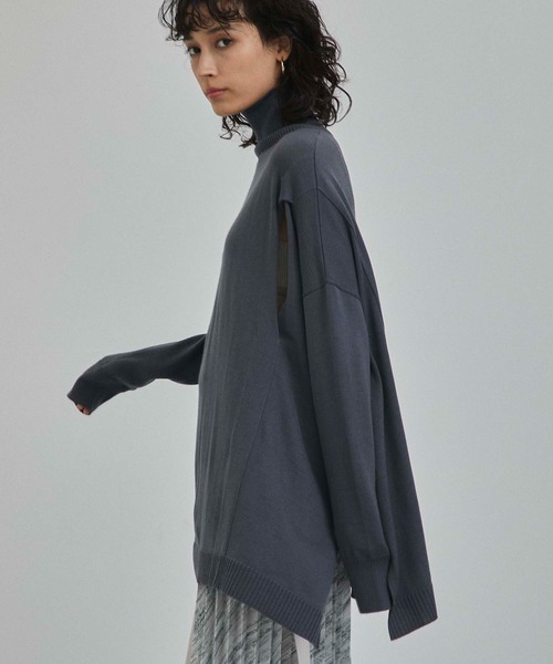 A + TOKYO（エープラストウキョウ）の「タートルネックポンチョニット（ニット/セーター・レディース・ベージュ/グレー・FREE）」の20枚目の写真