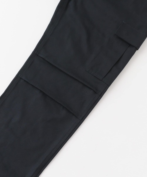 URBAN RESEARCH DOORS(アーバンリサーチドアーズ)の「White Label ミリタリークロス 6ポケットカーゴパンツ(その他パンツ・メンズ・ネイビー・MEDIUM/LARGE)」の9枚目の写真