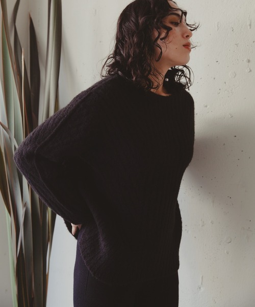 Kari & lili（カウリアンドリィリィ）の「ウール混ニットプルオーバー（ニット/セーター・レディース・ブルー/ベージュ/ブラウン/ブラック・FREE）」の2枚目の写真