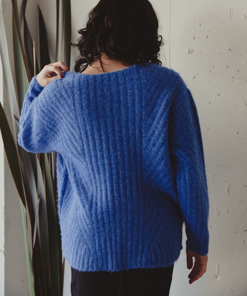 Kari & lili（カウリアンドリィリィ）の「ウール混ニットプルオーバー（ニット/セーター・レディース・ブルー/ベージュ/ブラウン/ブラック・FREE）」の8枚目の写真