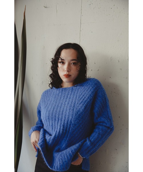 Kari & lili（カウリアンドリィリィ）の「ウール混ニットプルオーバー（ニット/セーター・レディース・ブルー/ベージュ/ブラウン/ブラック・FREE）」の12枚目の写真