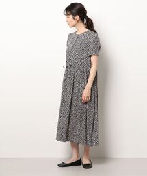 To b. by agnes b.（トゥービーバイアニエスベー）の「WP75 ROBE