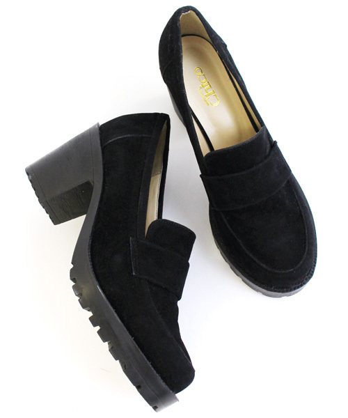 Chico(チコ)の「タンクソールローファー(ブーティ・レディース・ベージュ/ブラック・SMALL/LARGE/MEDIUM)」の2枚目の写真