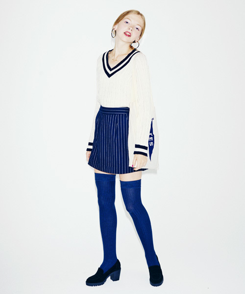 Chico(チコ)の「タンクソールローファー(ブーティ・レディース・ベージュ/ブラック・SMALL/LARGE/MEDIUM)」の3枚目の写真