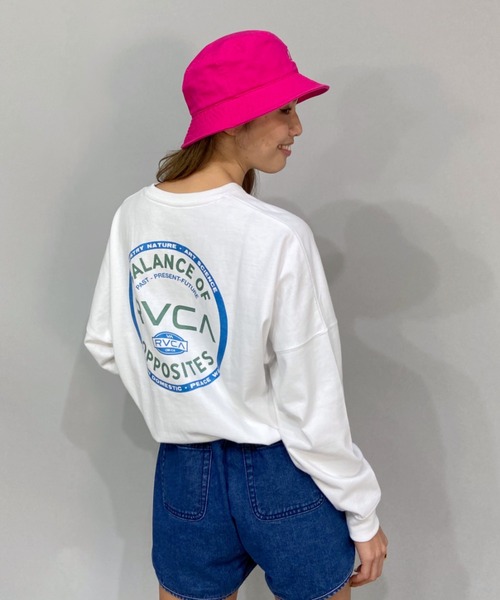 RVCA（ルーカ）の「RVCA/ルーカ  ビッグシルエット   バックプリントロンT/ロングスリーブTEE   BC043-056（Tシャツ/カットソー・レディース・ブラック/グリーン/ホワイト・XS/M/S）」の2枚目の写真