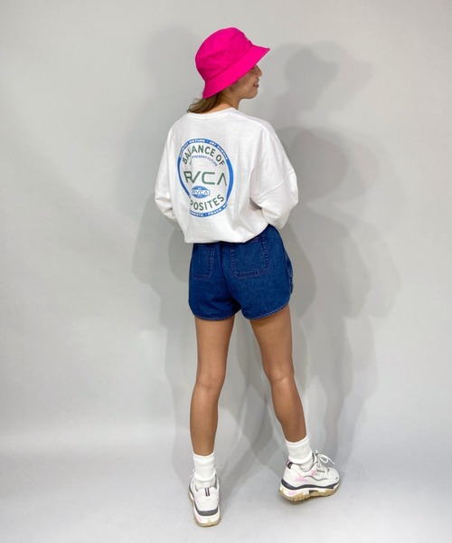 RVCA（ルーカ）の「RVCA/ルーカ  ビッグシルエット   バックプリントロンT/ロングスリーブTEE   BC043-056（Tシャツ/カットソー・レディース・ブラック/グリーン/ホワイト・XS/M/S）」の9枚目の写真