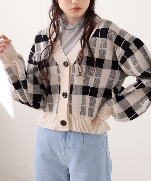 OLIVE des OLIVE（オリーブデオリーブ）の「タータンチェックVネックカーディガン（カーディガン/ボレロ・レディース・オフホワイト/サックスブルー/ピンク・FREE）」の6枚目の写真