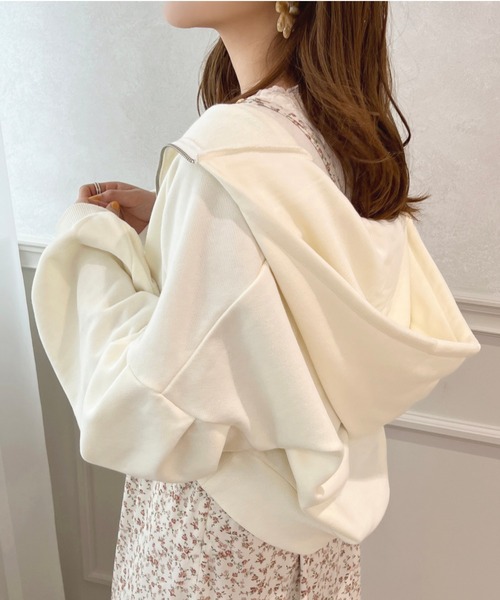 apres jour(アプレジュール)の「袖ボリュームジップパーカー【ZOZOTOWN限定アイテム】(パーカー・レディース・パープル/オフホワイト/ピンク/ブルー/ナチュラル・X-LARGE/フリー)」の2枚目の写真