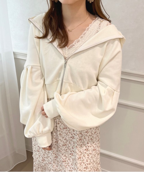 apres jour(アプレジュール)の「袖ボリュームジップパーカー【ZOZOTOWN限定アイテム】(パーカー・レディース・パープル/オフホワイト/ピンク/ブルー/ナチュラル・X-LARGE/フリー)」の18枚目の写真