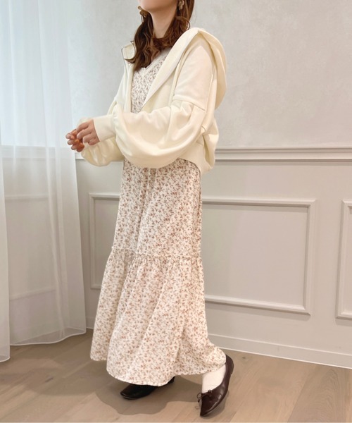 apres jour(アプレジュール)の「袖ボリュームジップパーカー【ZOZOTOWN限定アイテム】(パーカー・レディース・パープル/オフホワイト/ピンク/ブルー/ナチュラル・X-LARGE/フリー)」の19枚目の写真