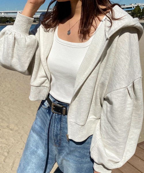 apres jour(アプレジュール)の「袖ボリュームジップパーカー【ZOZOTOWN限定アイテム】(パーカー・レディース・パープル/オフホワイト/ピンク/ブルー/ナチュラル・X-LARGE/フリー)」の6枚目の写真