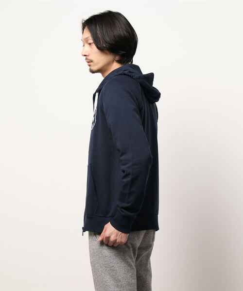 EMPORIO ARMANI（エンポリオアルマーニ）の「EMPORIO ARMANI ICONIC TERRY リラックスウェア パーカー 54057135（パーカー・メンズ・ネイビー/グレー系その他・S/M/L）」の13枚目の写真