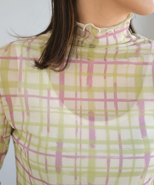 ＡＮＤＪ（アンドジェイ）の「水彩チェック柄パワーメッシュシアートップス（Tシャツ/カットソー・レディース・グリーン/ライム・M）」の8枚目の写真