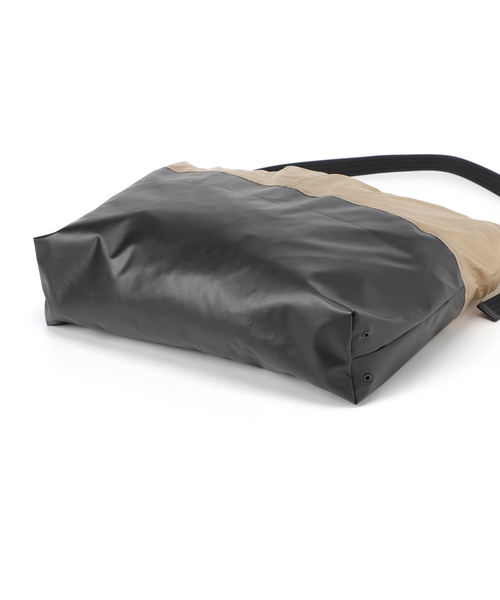 SLOBE IENA（スローブイエナ）の「【MEYAME / メヤメ】SLOBE別注 BRIGHT ROLL ショルダーバッグ◆（ショルダーバッグ・レディース・ベージュ/ブルー・FREE）」の15枚目の写真